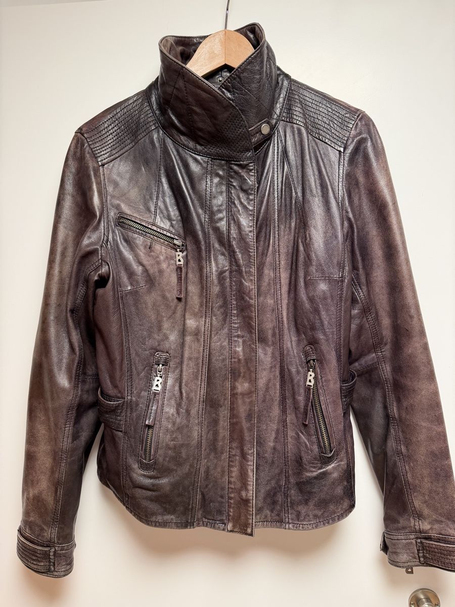 Bogner Giacche: Bogner Leather Jacket - Size 38 - Perfect for Autumn! – Usato da Zürich venduto da IlonaM