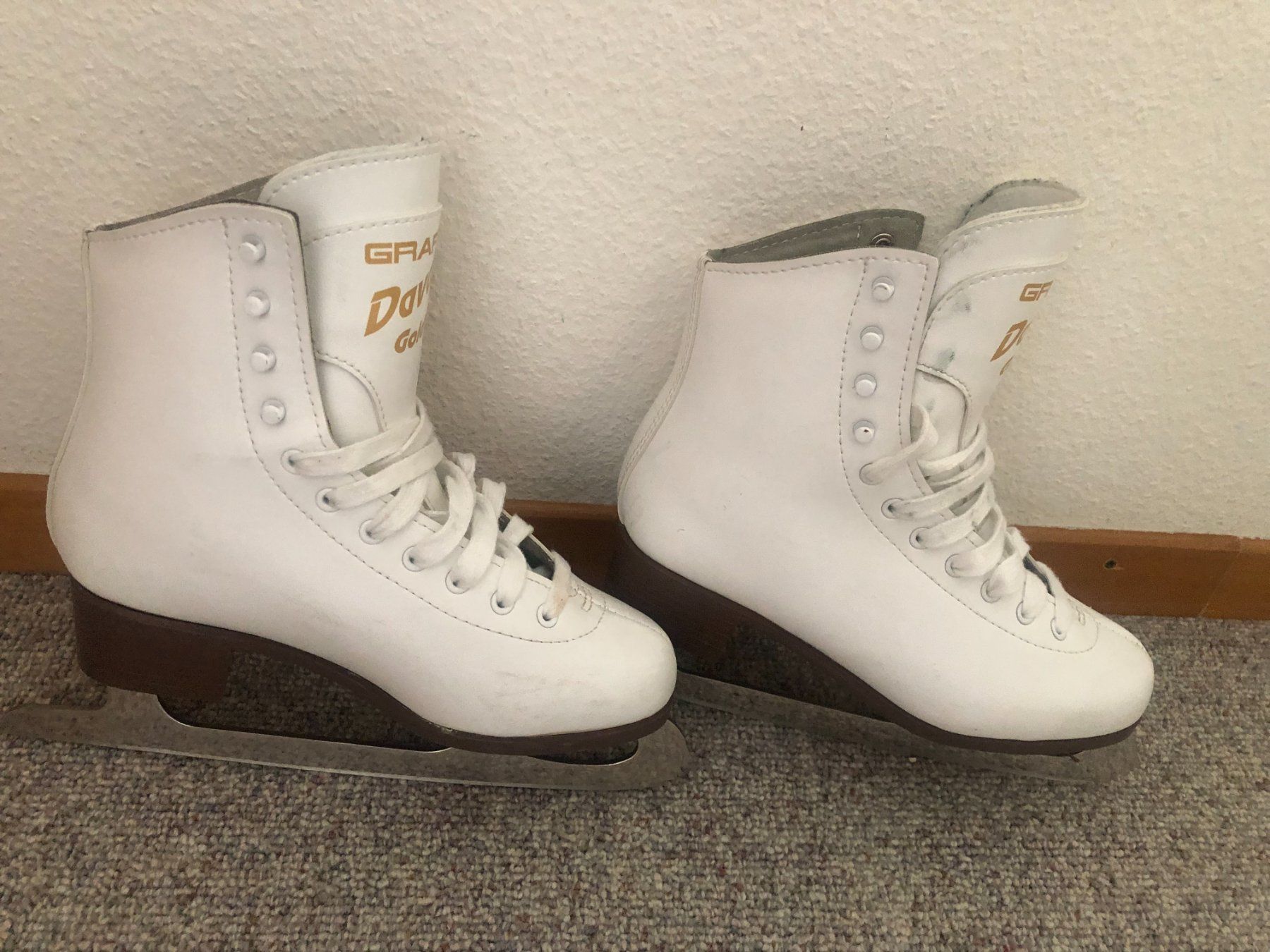 Graf Schlittschuhe: Mädchen Schlittschuhe Gr. 36 – Gebraucht aus Bassersdorf von sammelfloh 1