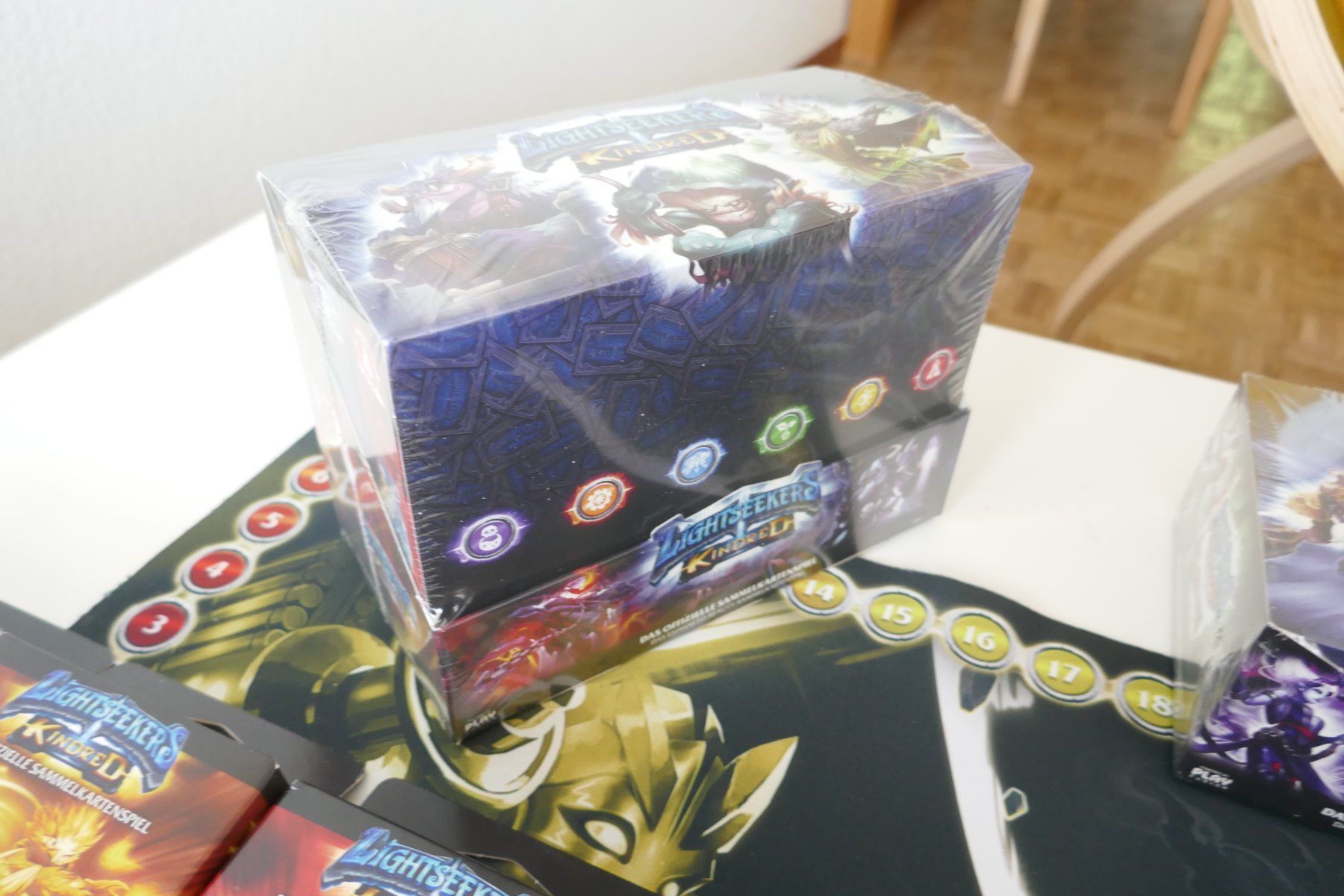 Carte collezionabili: TCG Lightseekers Kindred Sealed Collection DE – Nuovo e nell'imballaggio originale da Biel/Bienne venduto da DigiPok 1