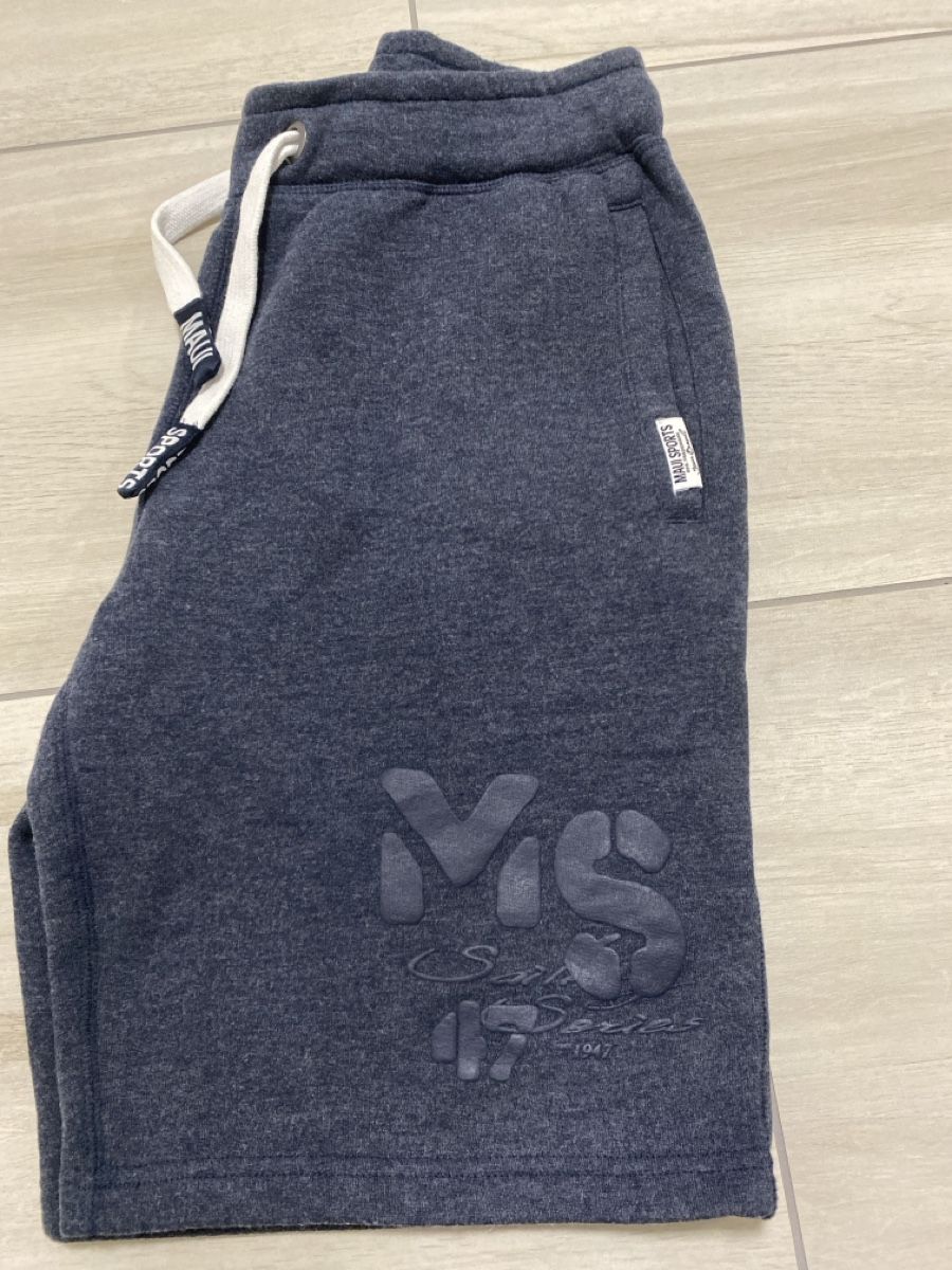 Pantaloni: Shorts – Usato da Beinwil am See venduto da lol_j8dy