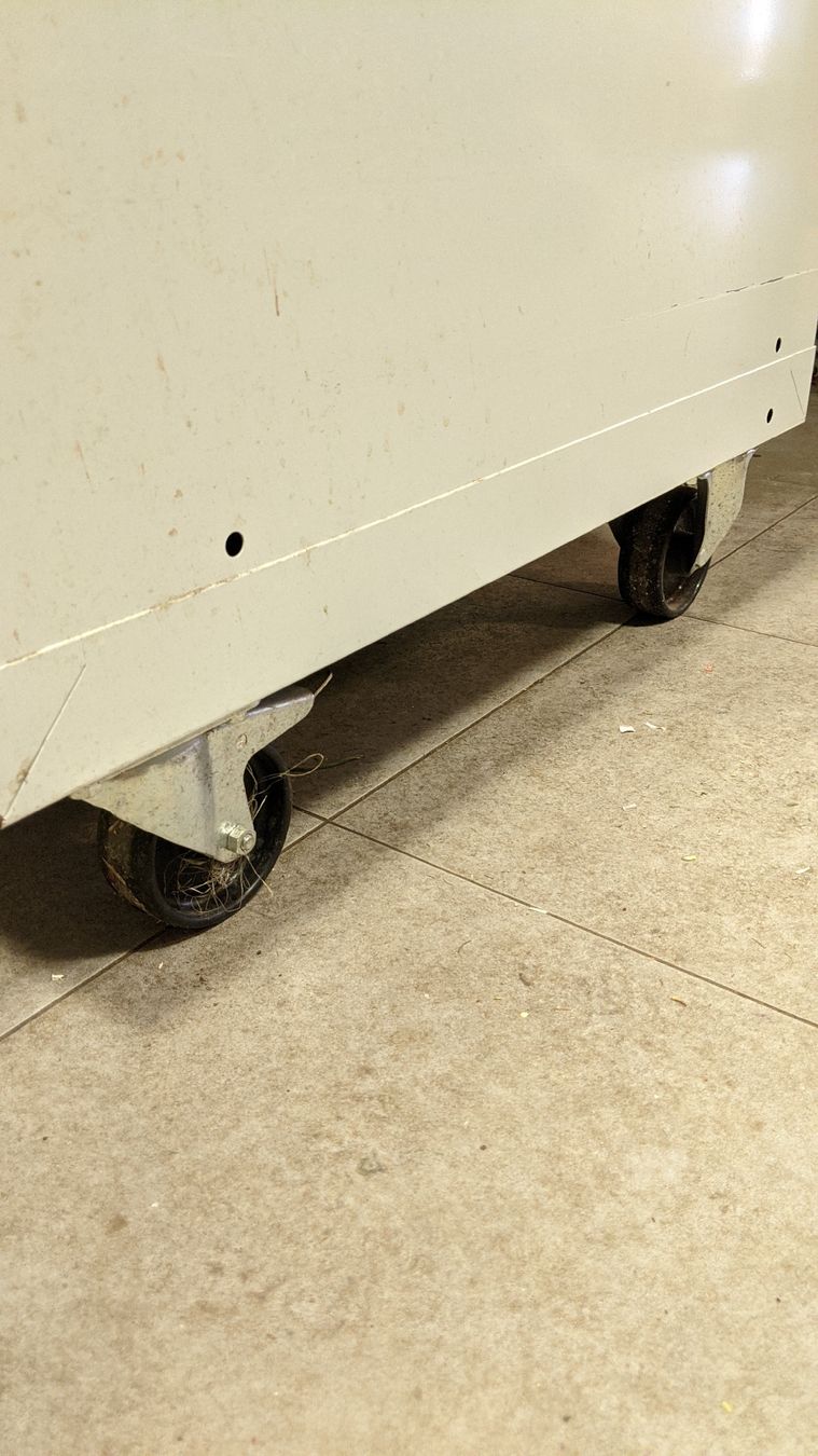 Lista Tutti gli attrezzi: LISTA Schubladenwagen mit Rollen – Usato da Rüti ZH venduto da kunstreich_8630 3