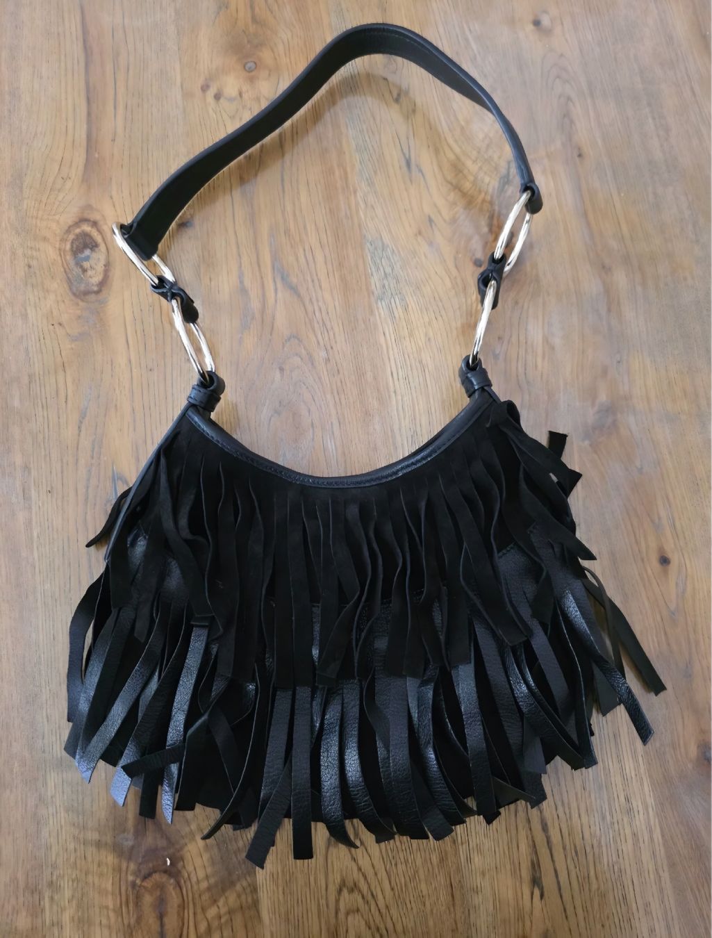 Saint Laurent Borse da donna: YSL Handtasche Damen echtes Leder in Schwarz – Nuovo (secondo la descrizione) da Eiken venduto da Gisminda 3