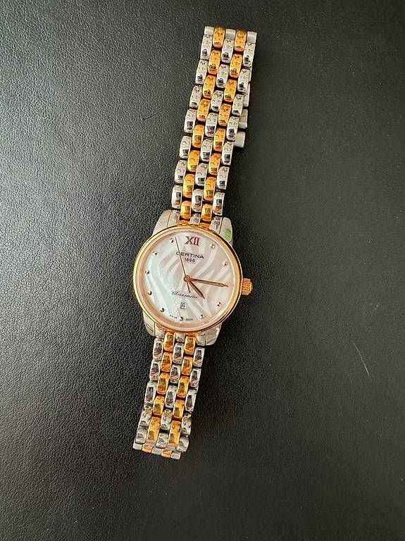 Uhren: Certina DS-8 Lady Chronometer  Ref. C033.051.22.118.00 – Gebraucht aus Zürich von Croton1983