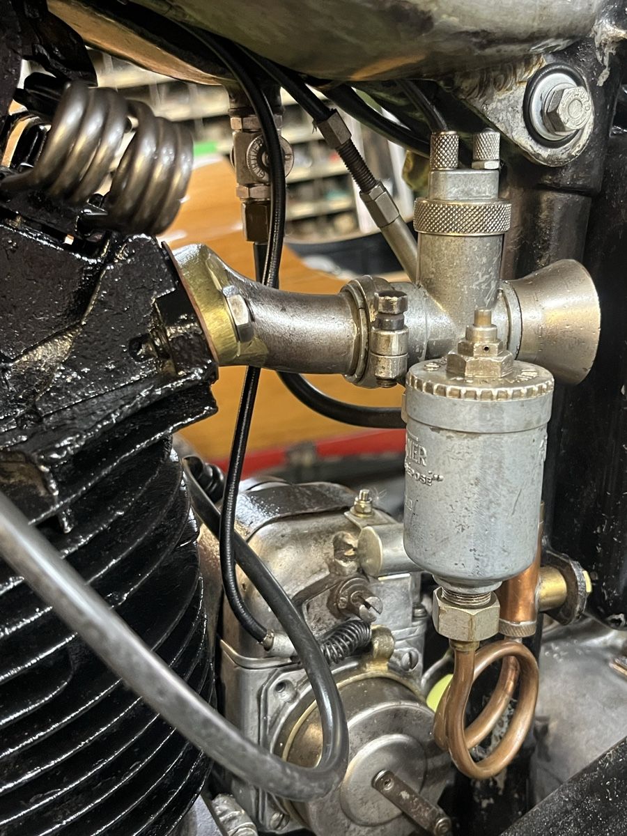 Route: Oldtimer Motorrad MONET GOYON 1930 – D'occasion à Niederhasli par Rudge1 4