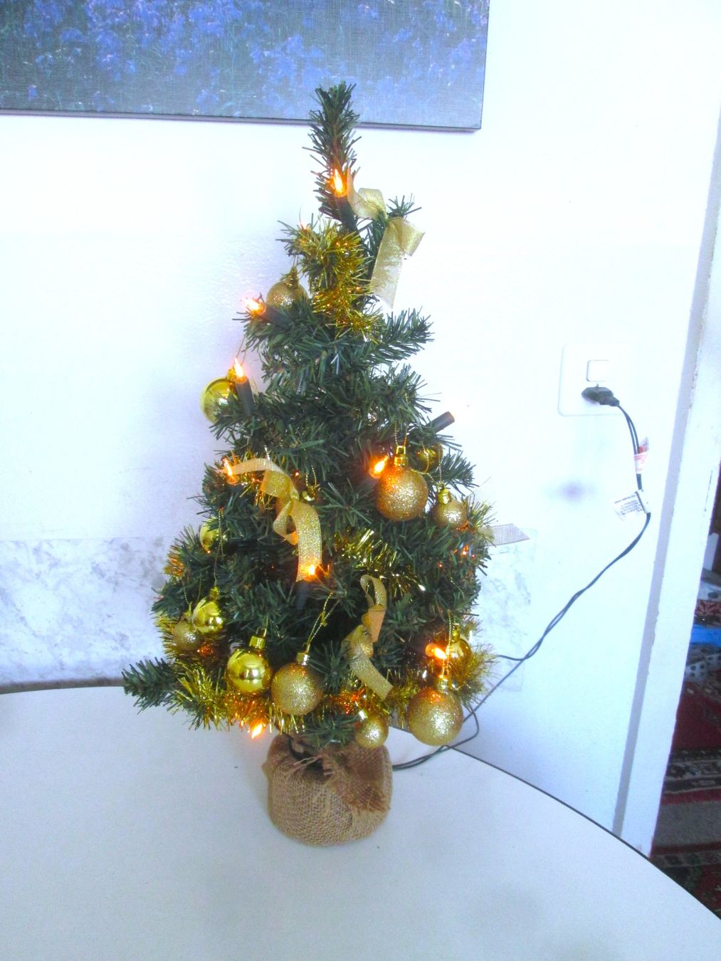 Tutte le decorazioni: Mit elektrischem Licht geschmückter Baum – Usato da Sementina venduto da babucia 1