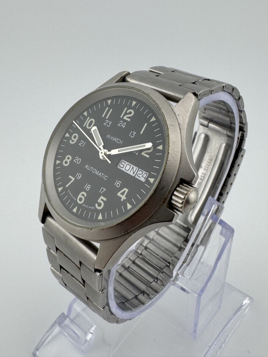 M-Watch Orologi: M-Watch Automatic herrenuhr militaire armé – Usato da Biel/Bienne venduto da upi_7vwn 1