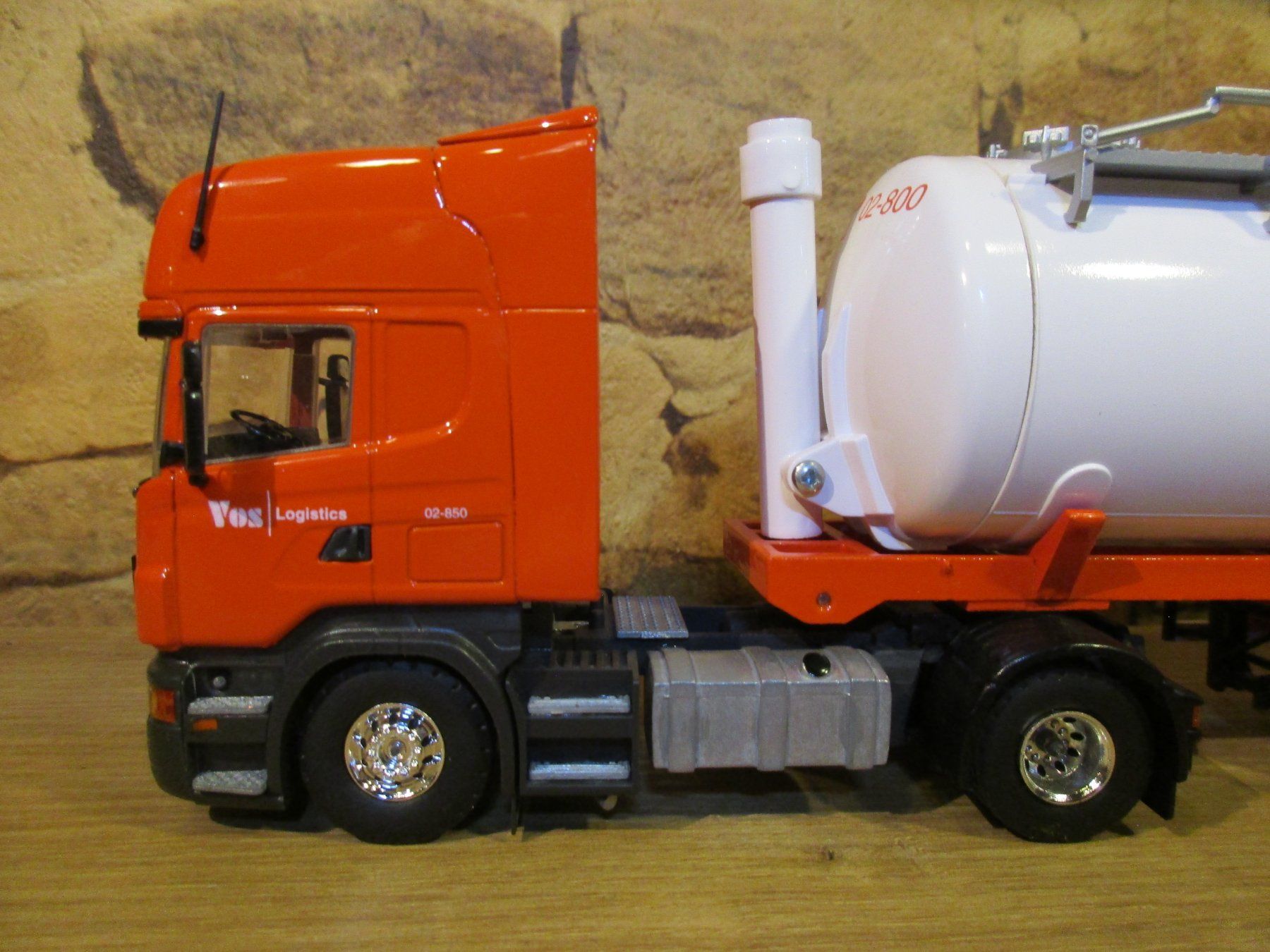 Tekno Modellautos: Tekno 1:50  Scania R   Vos Logistics – Gebraucht aus Ennetmoos von Truckdiver 2
