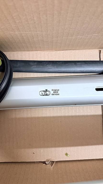 Thule Portapacchi: Original BMW Dachträger von Thule – Usato da Winterthur venduto da rid_5mf5 2