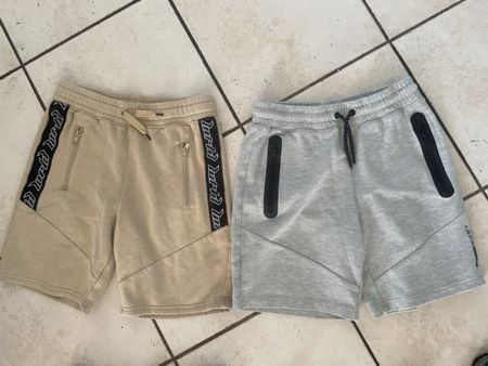 2 H&M Sweat Shorts für Kinder Gr. 146 Sommer ☀️ Top Zustand!