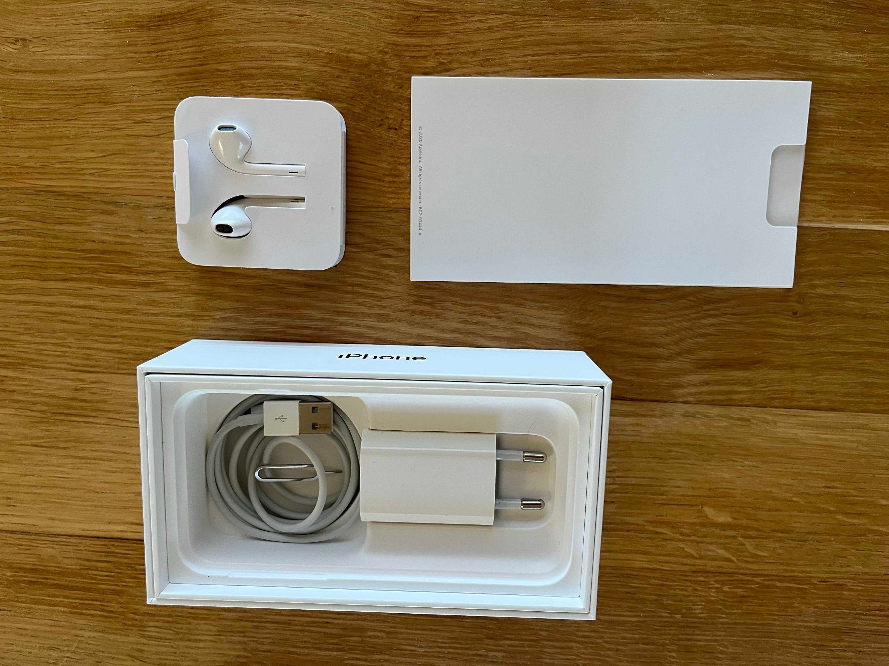 Apple Portables: iPhone SE 2020 64GB rot – D'occasion à Zumikon par Krischan2 4