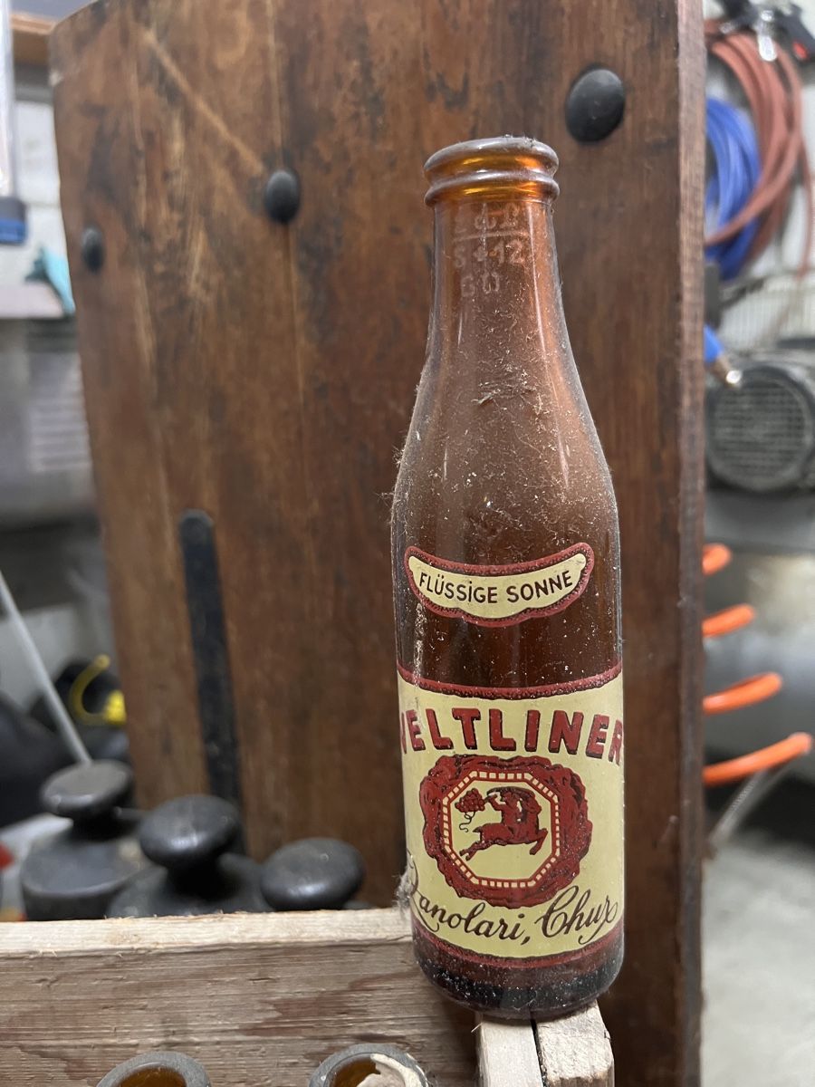 Sonstiges: Veltliner Chur Holzkiste mit Flasche – Gebraucht aus Hellikon von renejegge 1