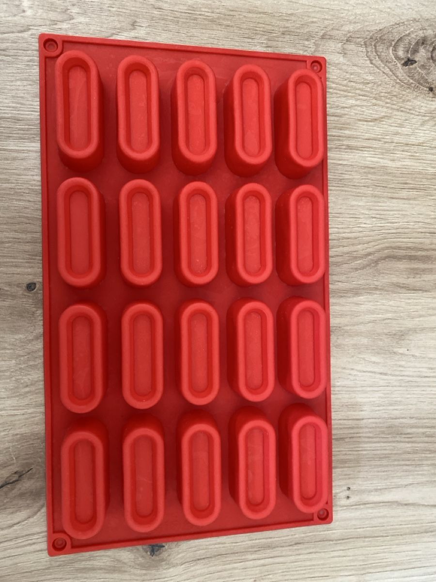 Backformen: Moderne Silikonform  – Gebraucht aus Glarus von sil_m5mb 1