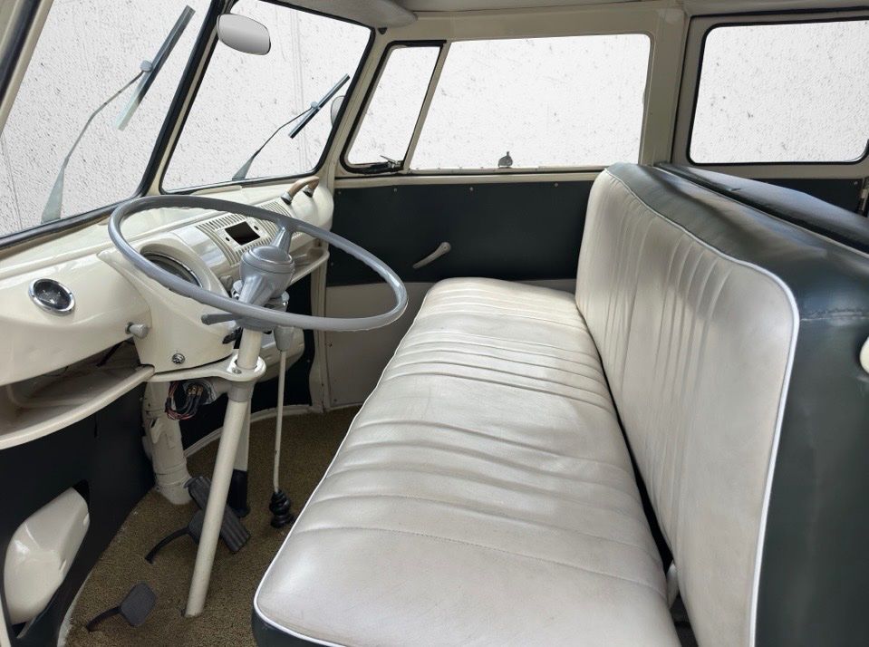 VW Automobili: VOLKSWAGEN COMBI SPLIT T1 – 1964 – Usato da Orsières venduto da wlad3 3