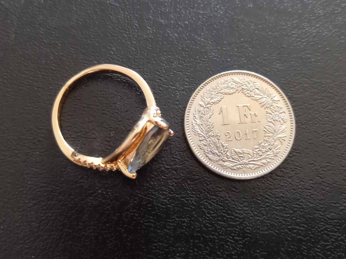 Ringe: Vergoldet Ring, Grosse 8 (57) – Gebraucht aus St-Prex von big_c6bb 1