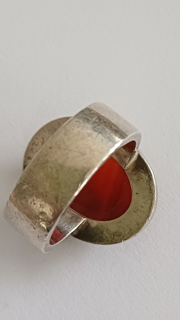 Anelli: Silberring mit grossem rotem Stein – Usato da Arlesheim venduto da savina01 1