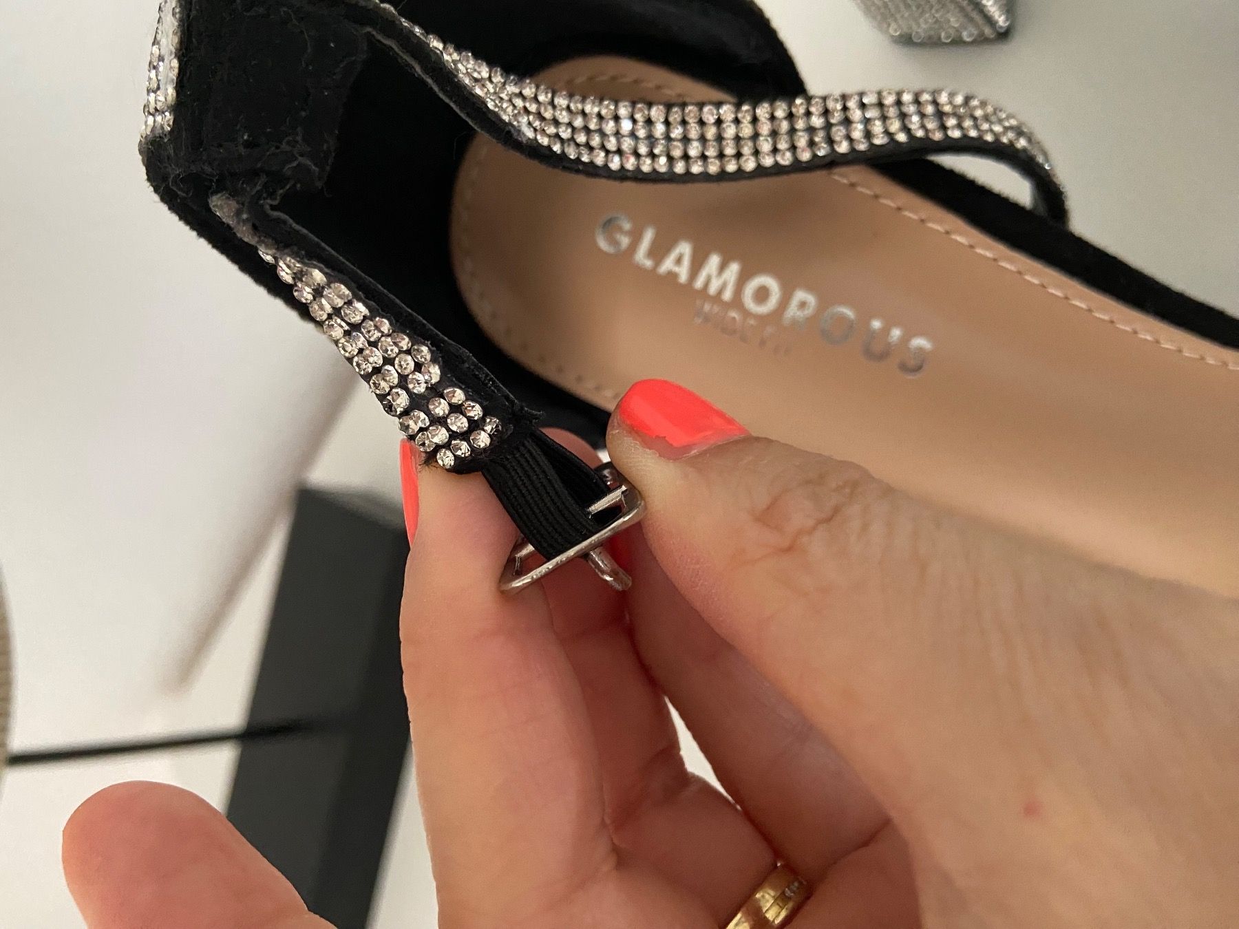 Damenschuhe: Sandalen High Heel/ Wide Fit – Neu (gemäss Beschreibung) aus Bülach von kittygismo 2