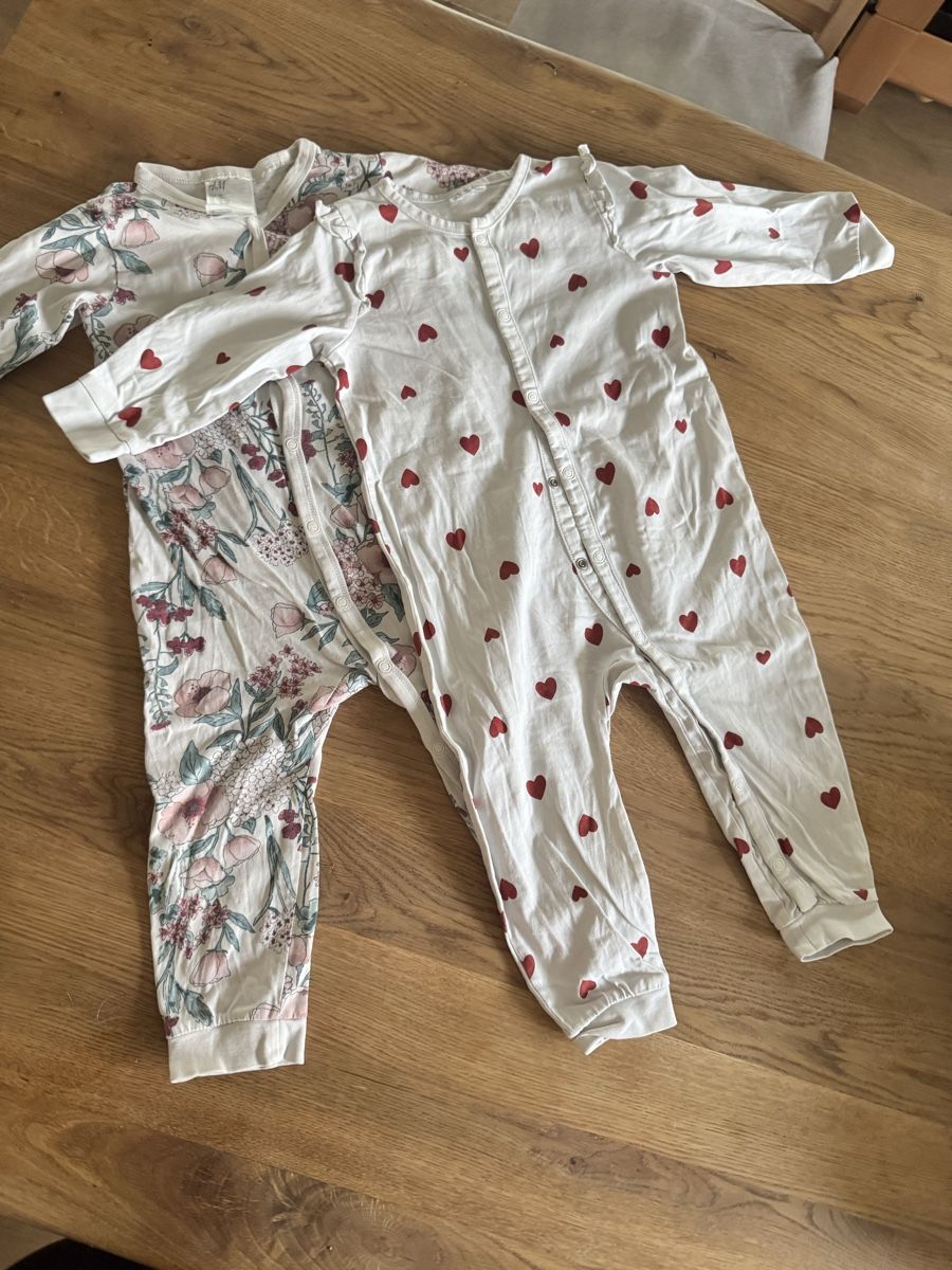 Lotti & Set di vestiti: Kleiderpaket Mädchen 86  – Usato da Gossau SG venduto da rut_2dkt 2
