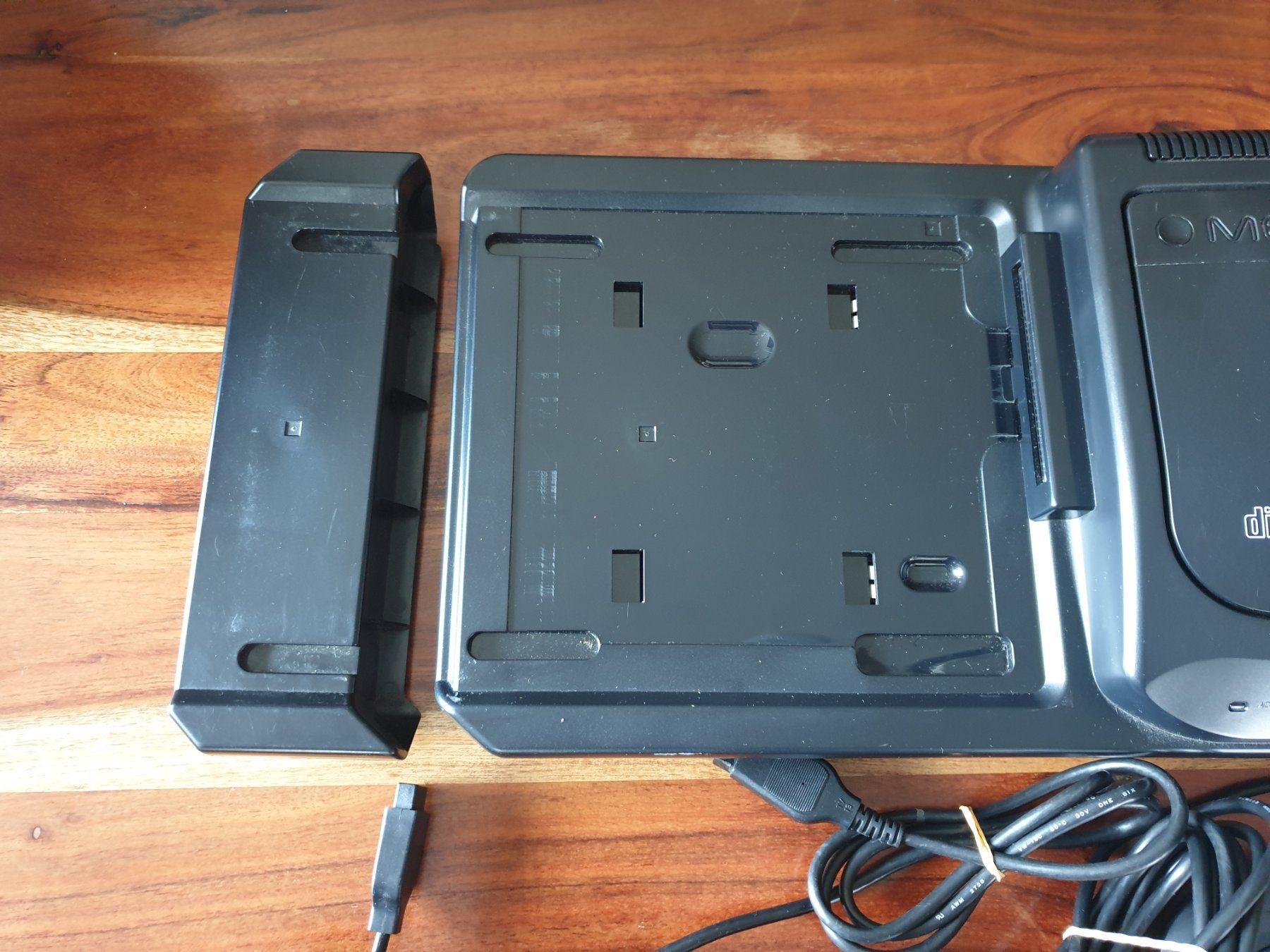Sega Console: Sega Mega Drive + Sega Mega CD inkl 8 Games – Usato da Rain venduto da chesz 3