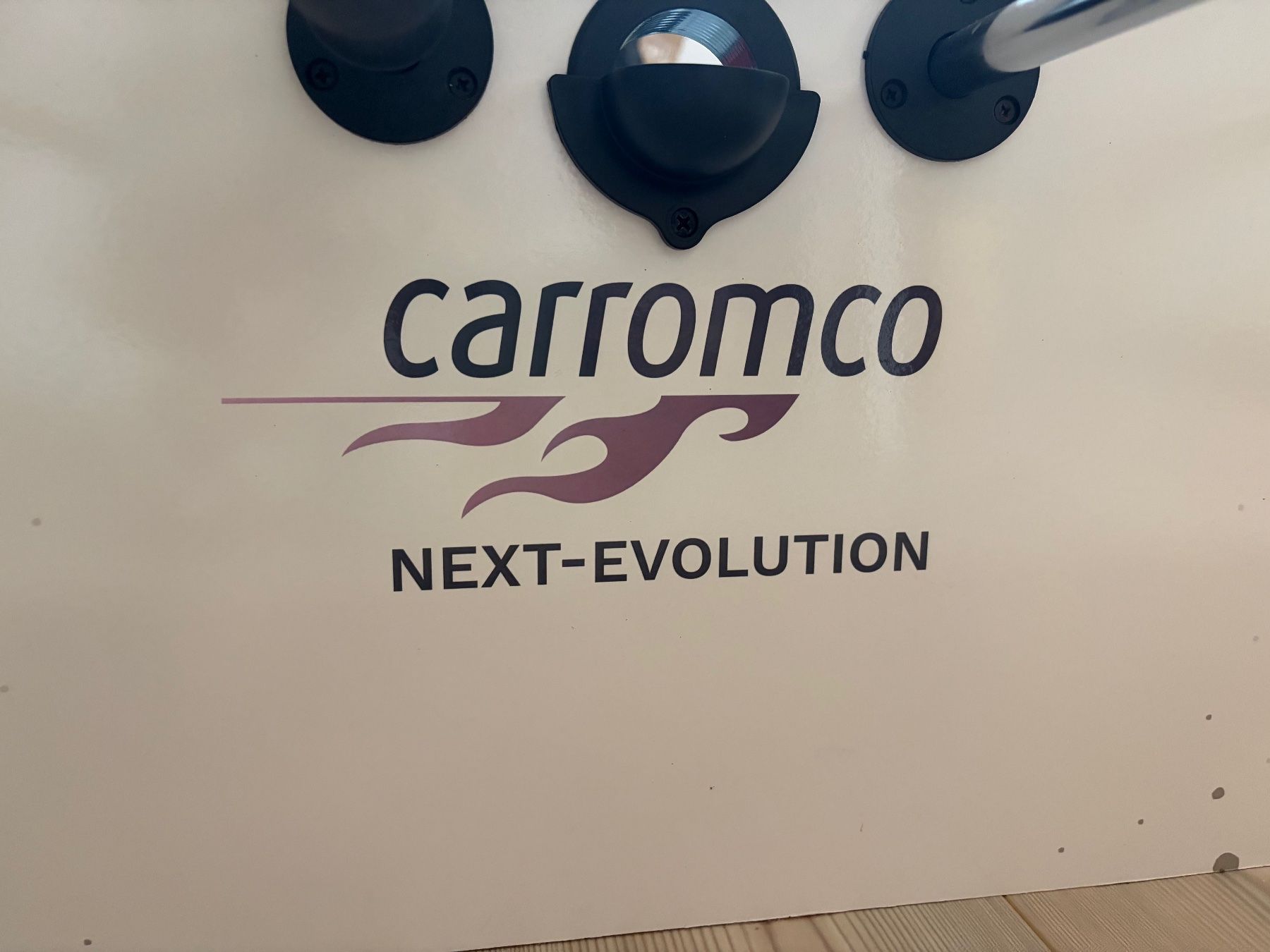 Giochi: Carromco Evolution-XT Tischfussballtisch mit App-Verknüpfung – Usato da Möriken AG venduto da Miss_JQ 1