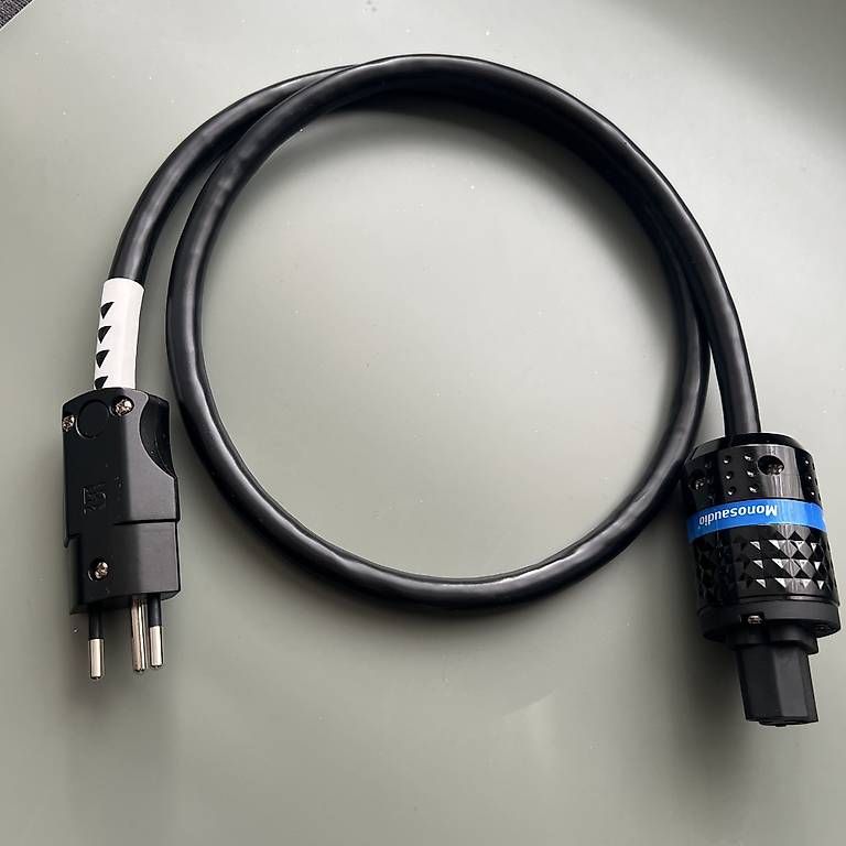 Cavi: MCRU Reinkupfer Netzkabel mit Schweizerstecker 1m – Nuovo e nell'imballaggio originale da Adlikon b.Regensdf venduto da Cabelking_87 2