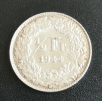 Schweizer ½ Fr. Silbermünze von 1944 - Top Zustand!