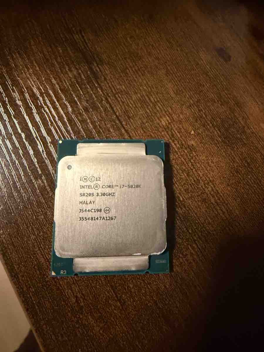 PC: Intel Core i7-5820K Prozessor – Usato da Schaffhausen venduto da phi_mqm8