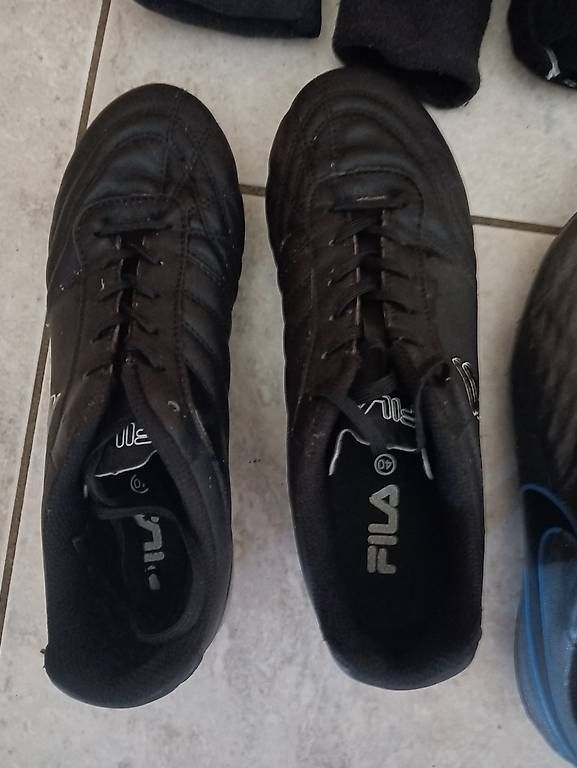 Scarpe da uomo: Fussballschuhe  – Usato da Sempach-Station venduto da Pelikan76 1