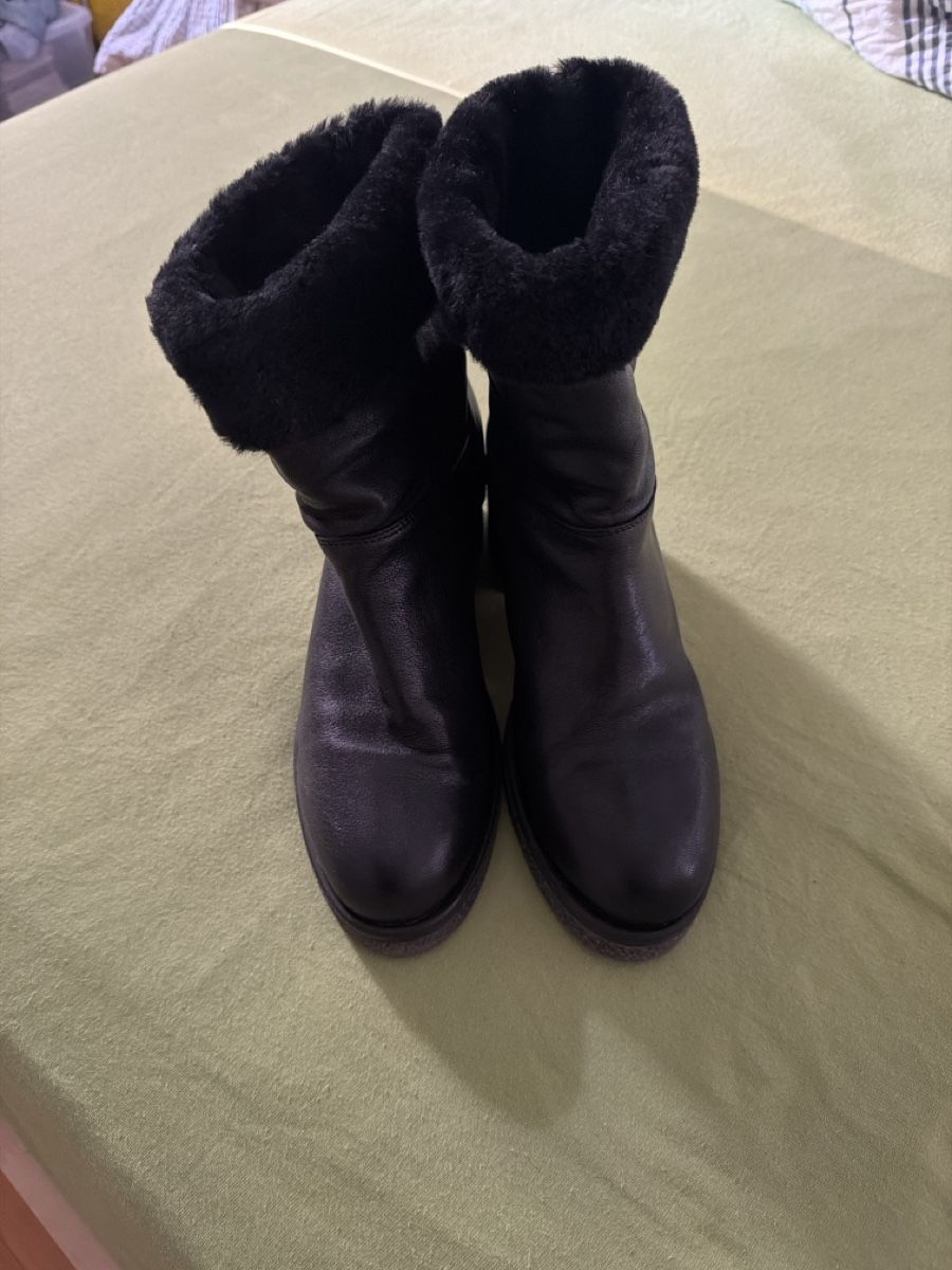 Chaussures femmes: Stivaletti neri  – D'occasion à Sementina par bru_vpp5 3