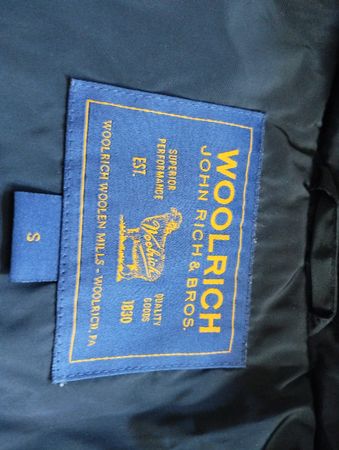 Woolrich Daunenmantel, Grösse S, guter Zustand für Winter!