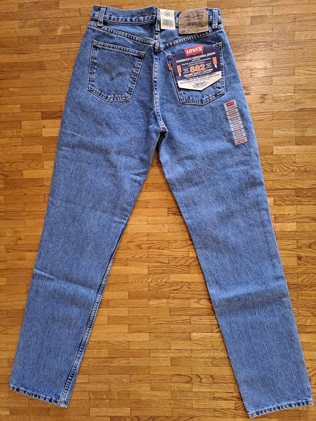 Levi's Jeans: Levis 882 W31 L34 – Nuovo e nell'imballaggio originale da Meyrin venduto da dijin 3