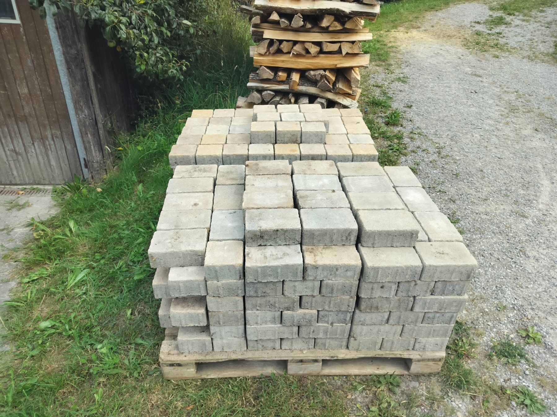 Pietre & tegole: Betonpflastersteine mit Nockenverbund – Usato da Linden venduto da wireli001 1