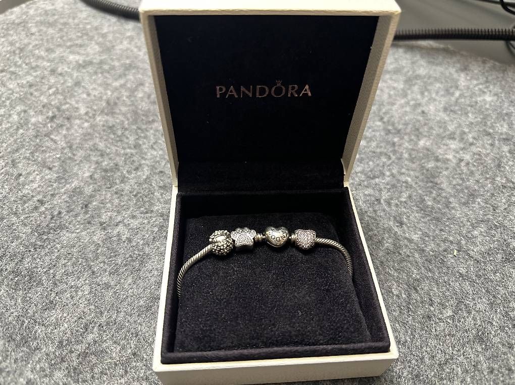 Pandora Bracelets: Pandora Armband mit Herzverschluss – D'occasion à Dietwil par kim_9ntv 3