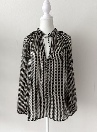 H&M Bluse, Grösse M, Schwarz-Weiss gemustert, neuwertig!