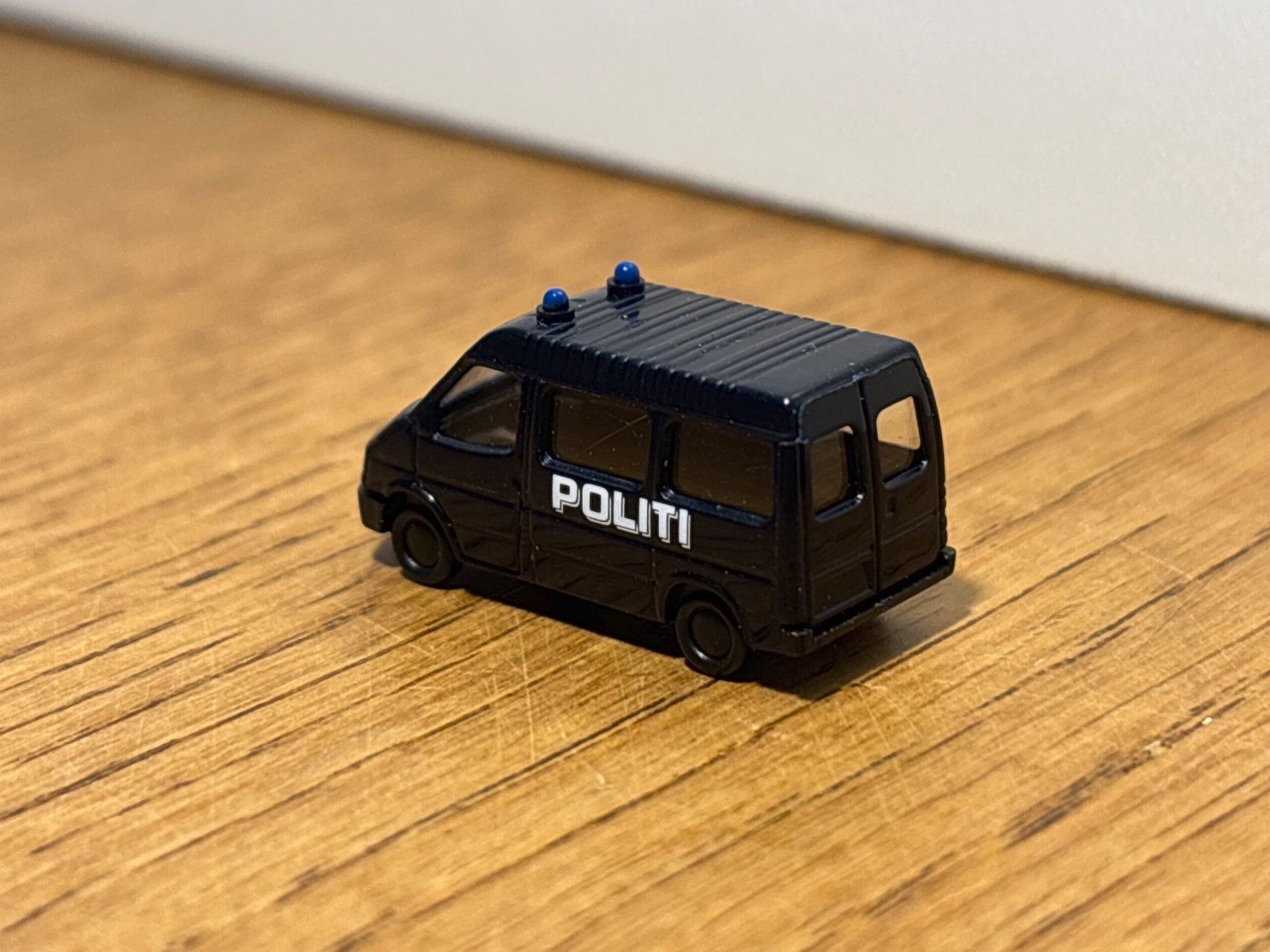 Modellini di ferrovie: M0841: Polizei (Spur N) – Usato da Birsfelden venduto da Birs_25 2