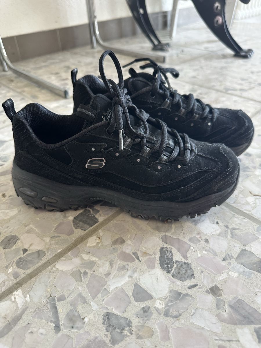 Skechers Chaussures femmes: Skechers Sneaker schwarz  – Neuf (Voir description) à Zufikon par tam_gfx6
