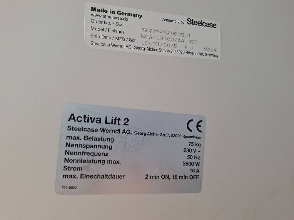 Scrivanie: Elektrisch höhenverstellbarer Bürotisch – Usato da Schüpfen venduto da Luecku 1
