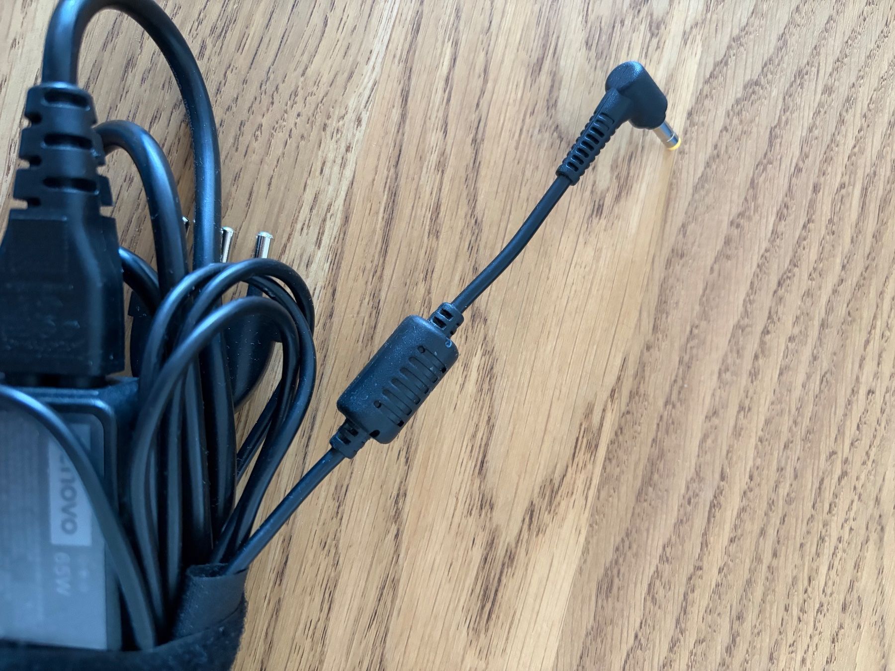 Lenovo Caricabatterie: Lenovo Ladekabel – Usato da Wangen b. Olten venduto da oli_f9b8 1