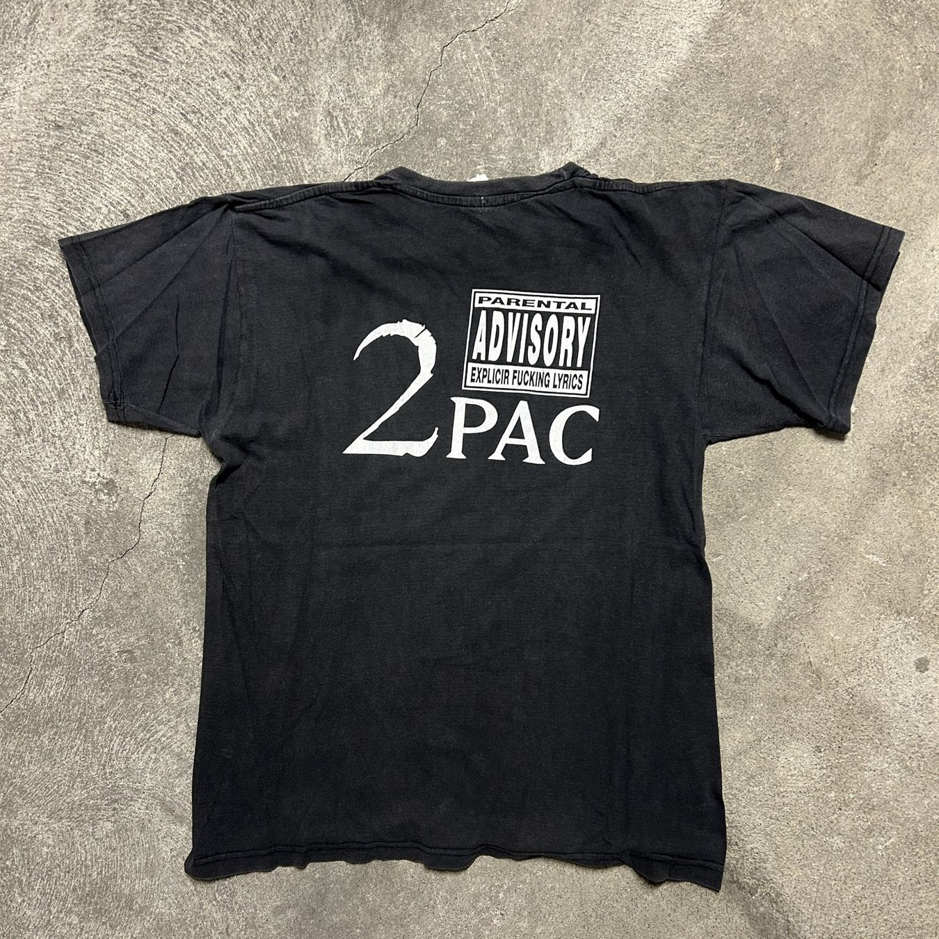 T-shirt: Vintage 90s Tupac T-shirt – Usato da Genève venduto da vintage_clothing 3