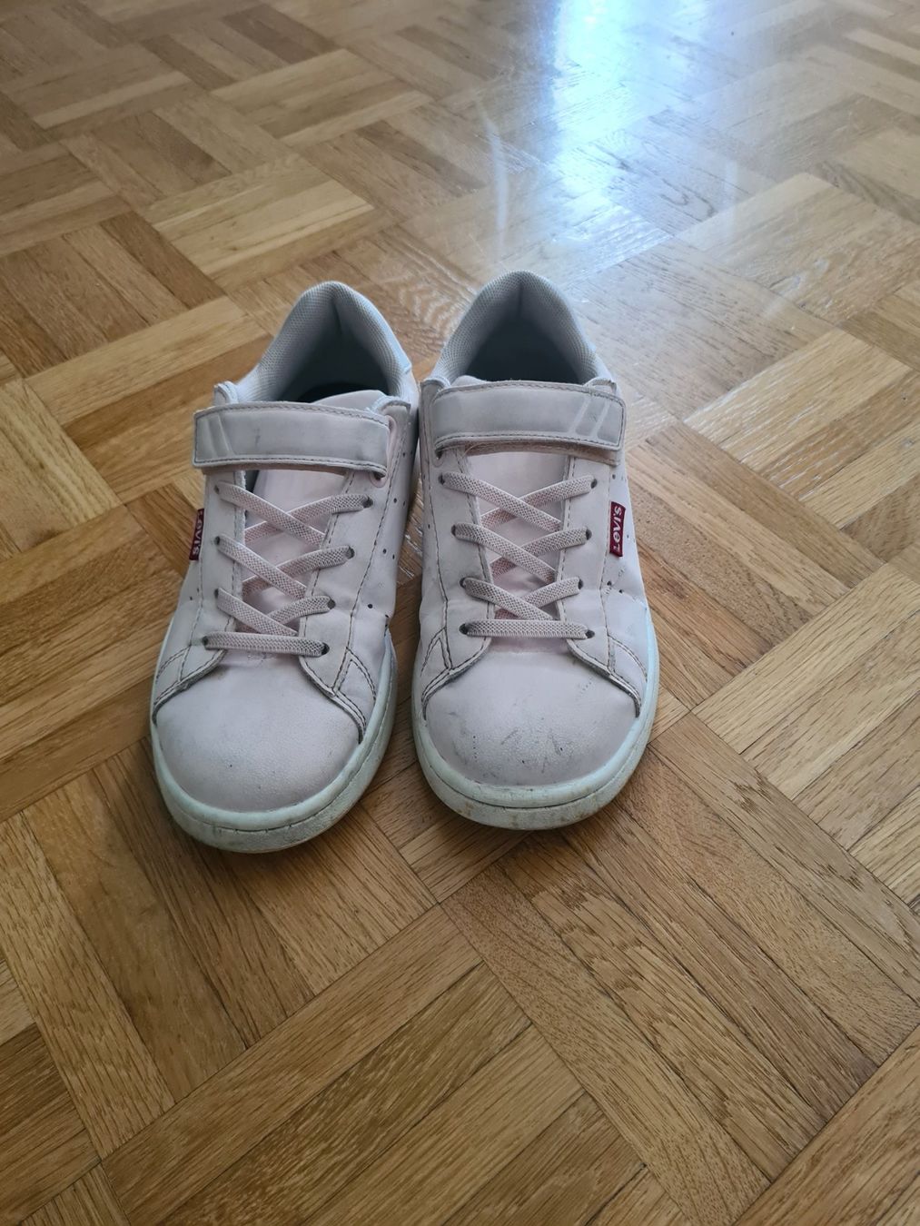 Levi's Scarpe per ragazze: Levi's Schuhe Gr. 33 – Usato da Rudolfstetten venduto da anjam81 2