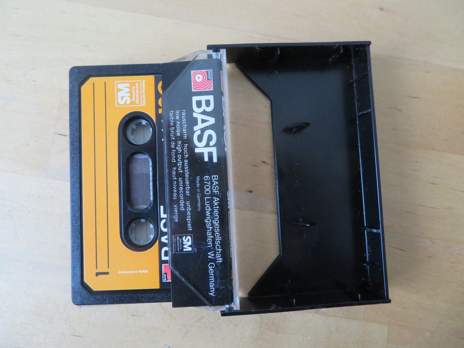 Musicassette: Leer Kassette BASF LHSM 120 Neu – Nuovo (secondo la descrizione) da zürich venduto da Goldimmund 1