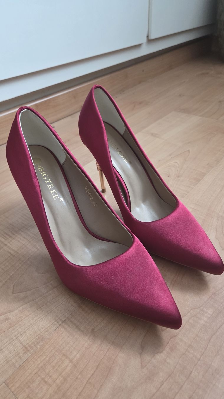 Scarpe da donna: High Heels Gr. 40 – Nuovo (secondo la descrizione) da Schüpfheim venduto da nat_vf5b 1