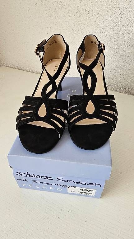 Scarpe da donna: Riemensandaletten – Usato da Sursee venduto da nei_7klk