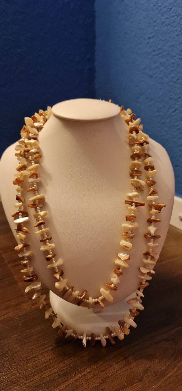 Catenine: Lange Perlmutt Kette ca. 125 cm – Usato da Baden venduto da swiss-alps