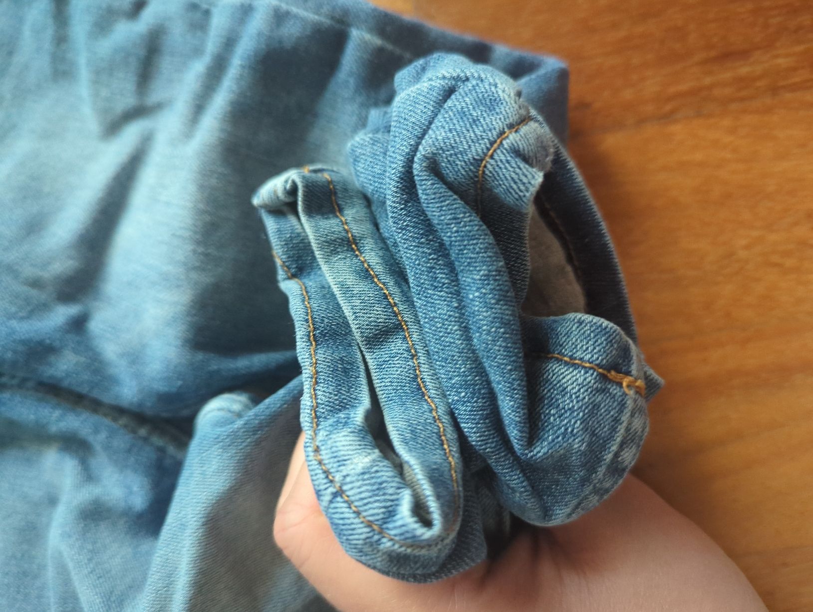 H&M Pantaloni: H&M Jeans Hose Gr. 110 – Usato da Eglisau venduto da raf_hn2x 3