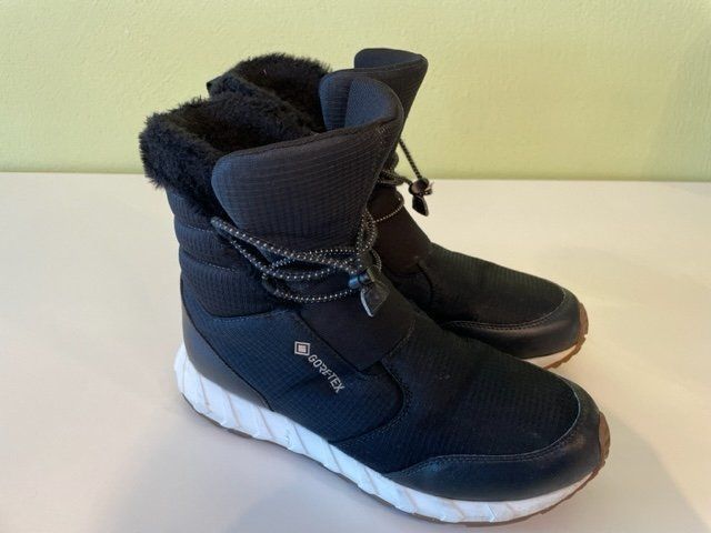 Scarpe per ragazze: Winterstiefel von Zero C – Usato da Schlierbach venduto da gnatcatcher 1