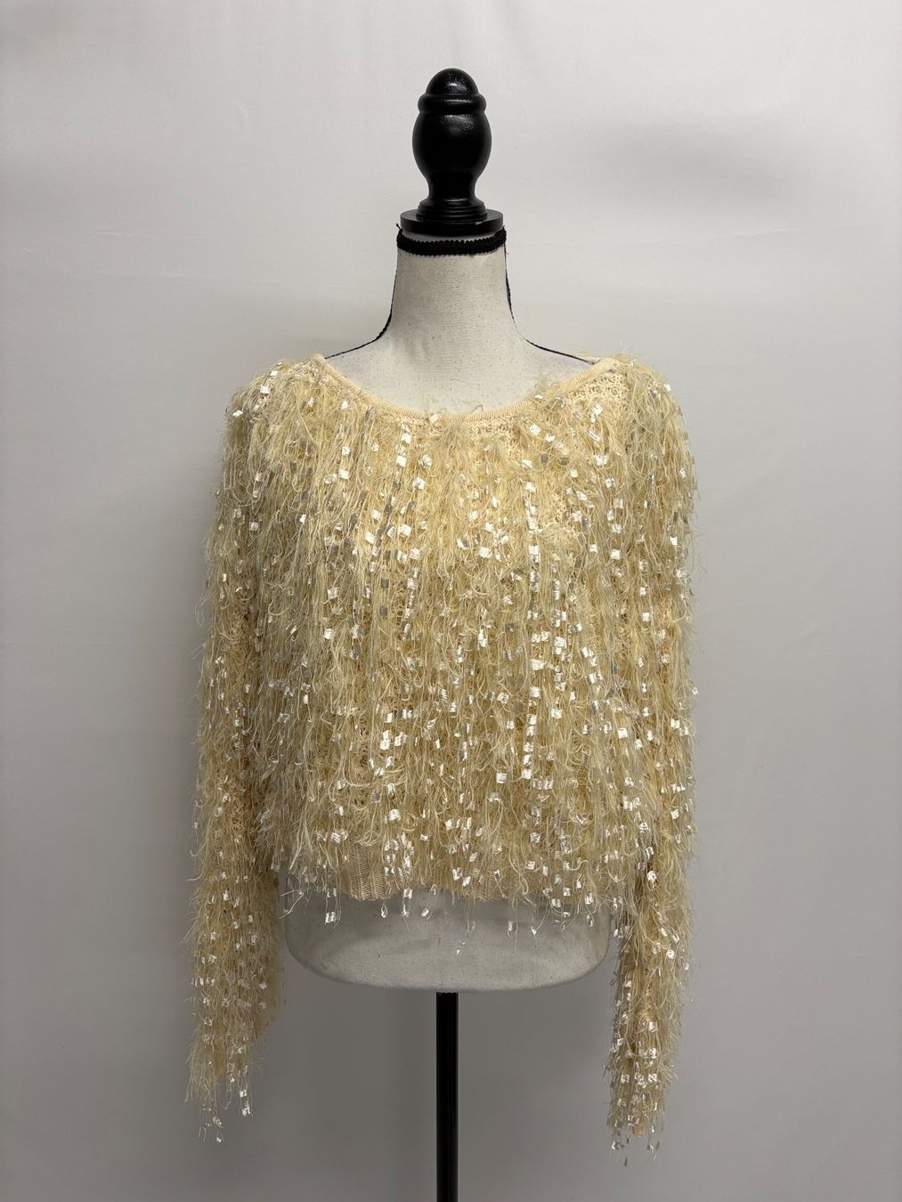 Maglioni & Felpe: Camomilla Studio Pullover mit Pailletten creme 38 – Nuovo (secondo la descrizione) da Regensdorf venduto da secondchancefashion