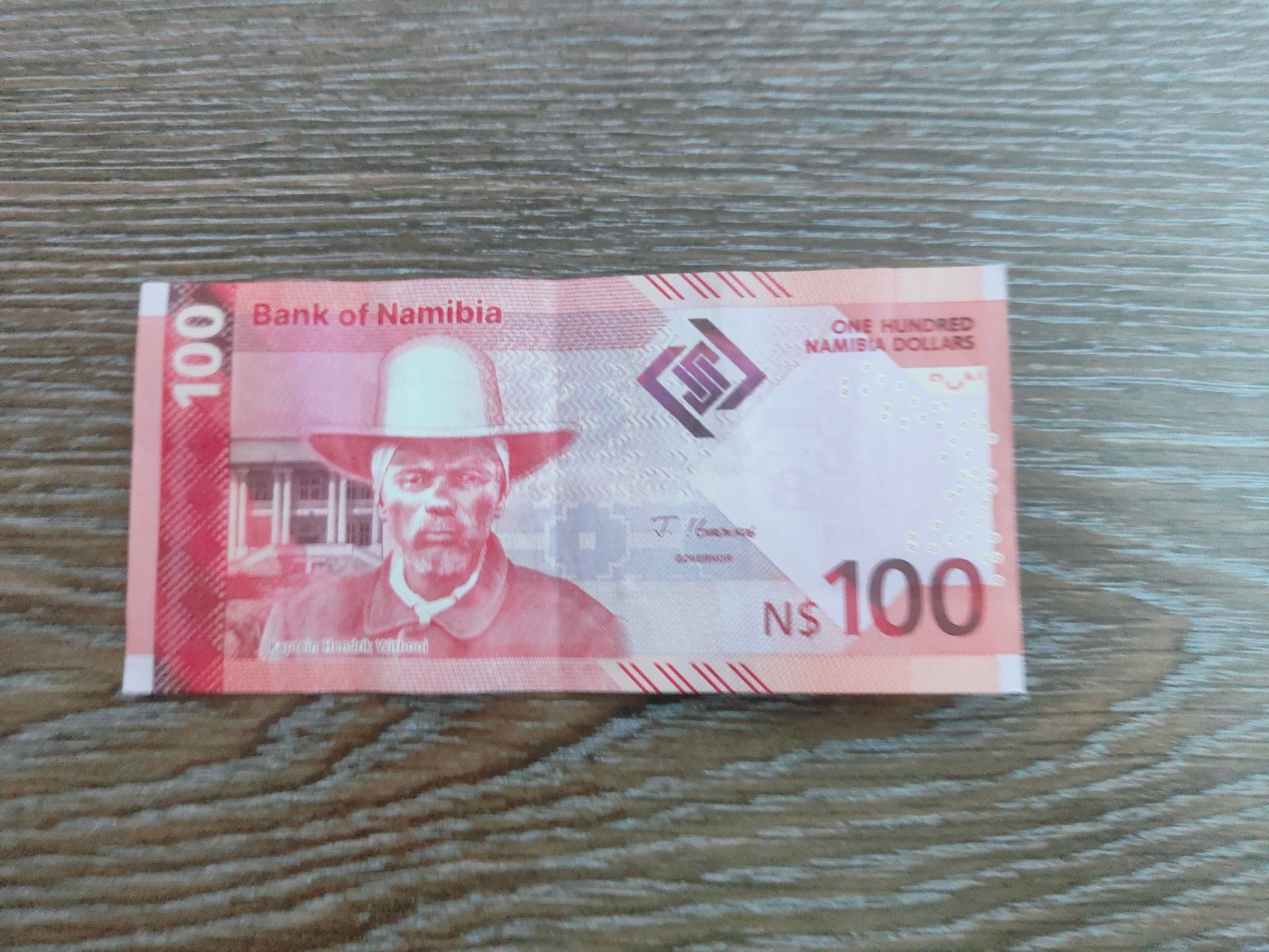 Banknoten: Namibia 100 Namibia Dollars !!!!! – Gebraucht aus Flaach von Lonzo99