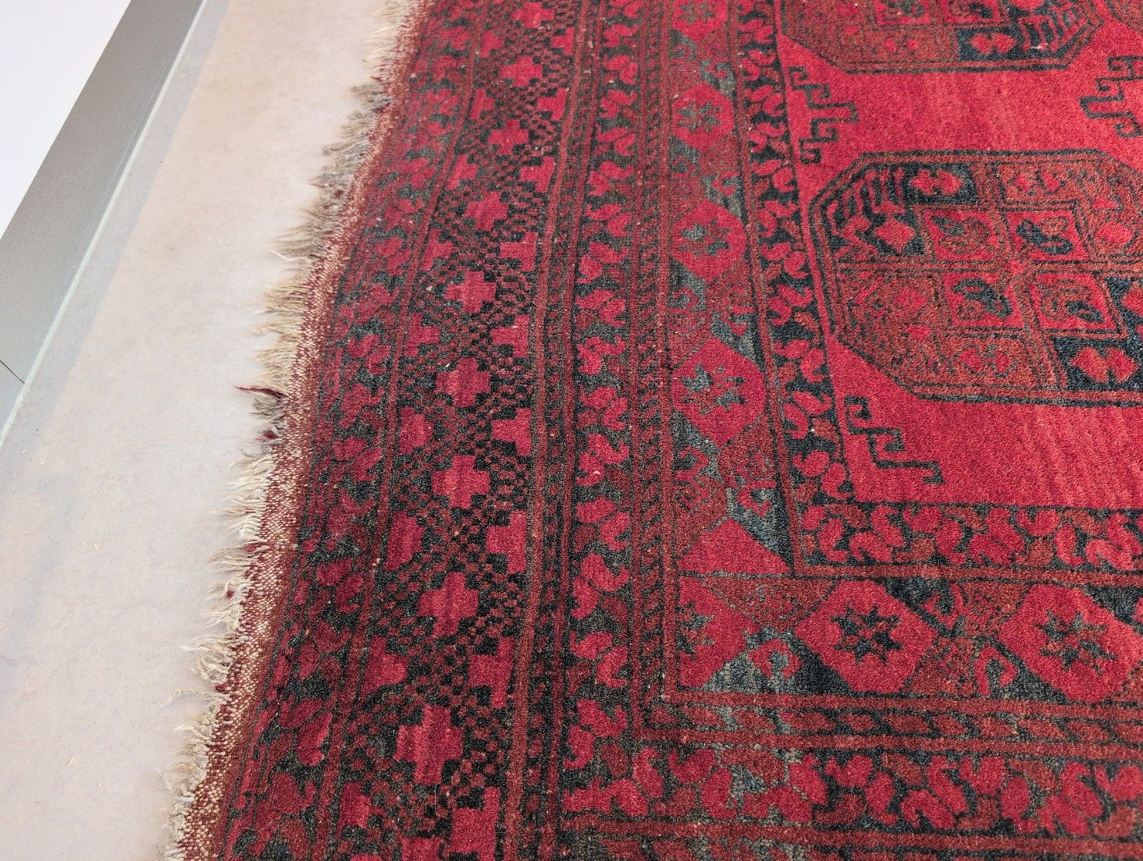 Tappeti: Orientteppich rot schwarz gemustert – Usato da Alt St. Johann venduto da Jst6 1