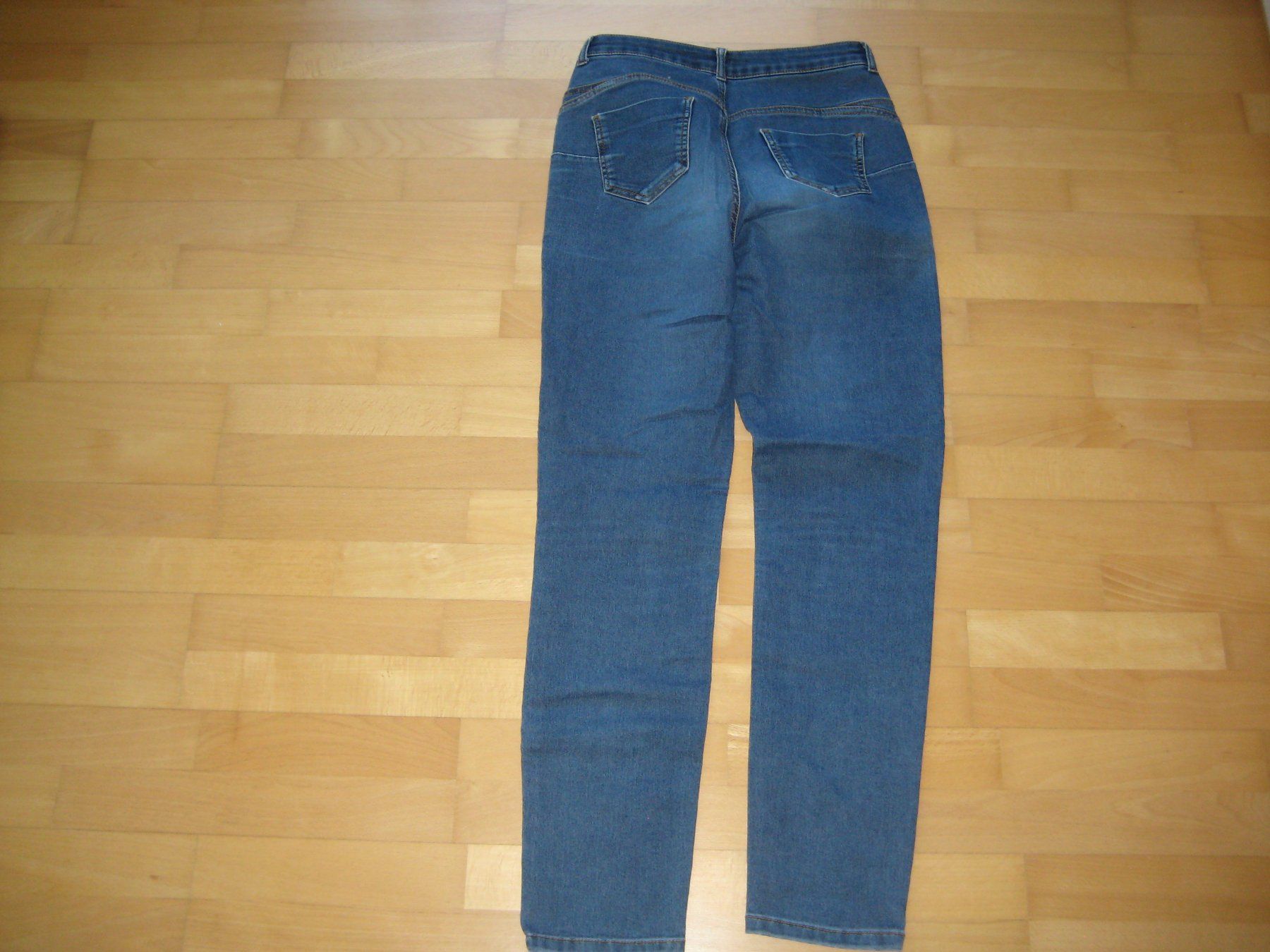 Calzedonia Jeans: Jeanshose Calzedonia blau Grösse L – Usato da Dietlikon venduto da kue_6cd5 1