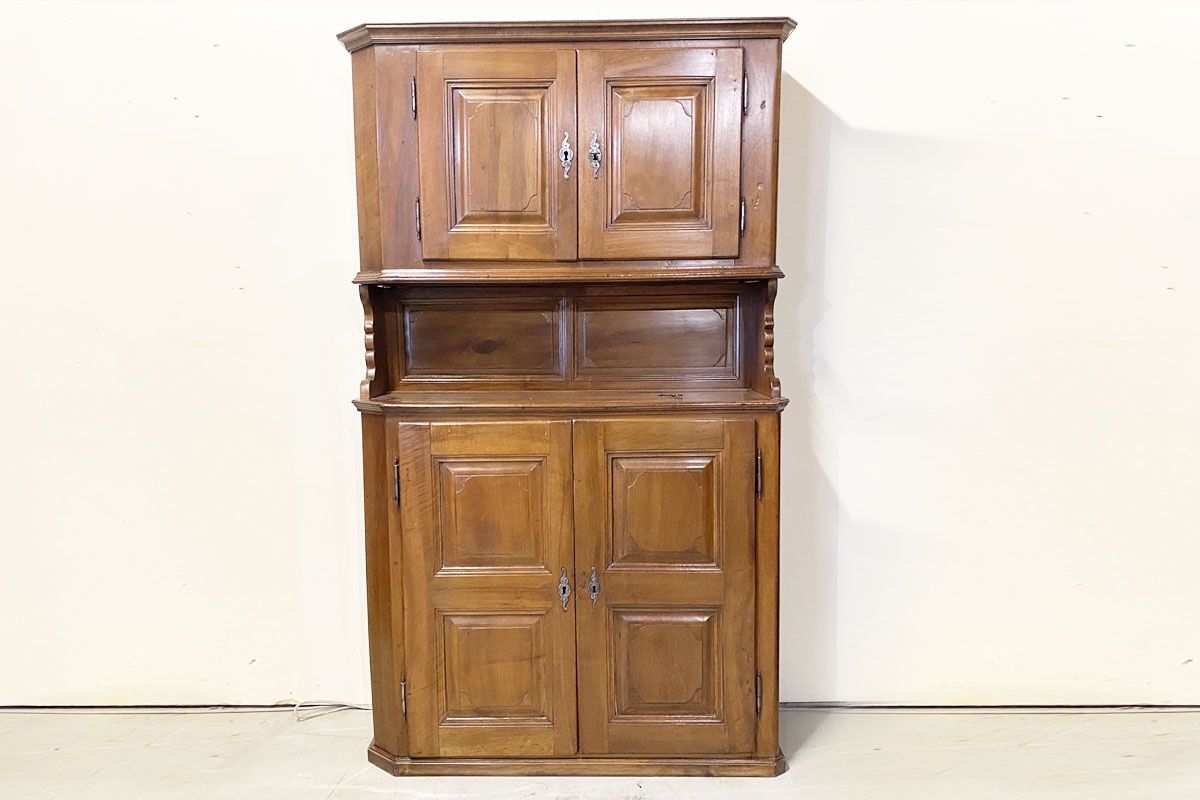 Credenze: Antikes Holz Buffet – Usato da Ballwil venduto da ClassicGallery